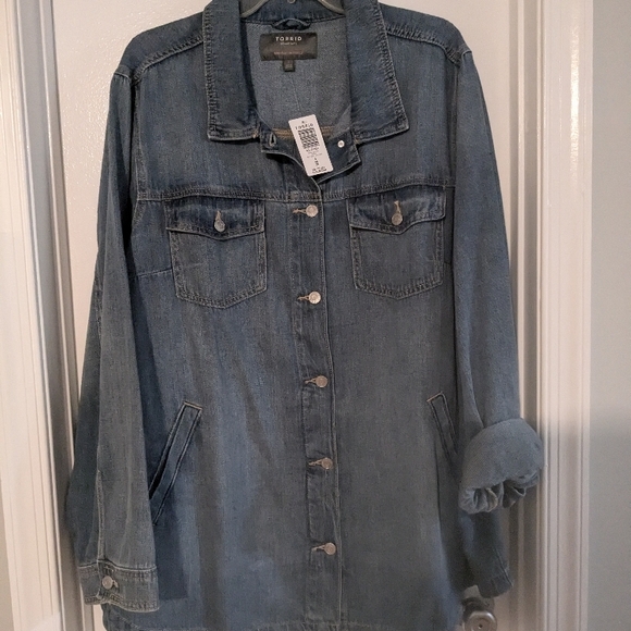 Torrid denim shacket 4 - Picture 2 of 4